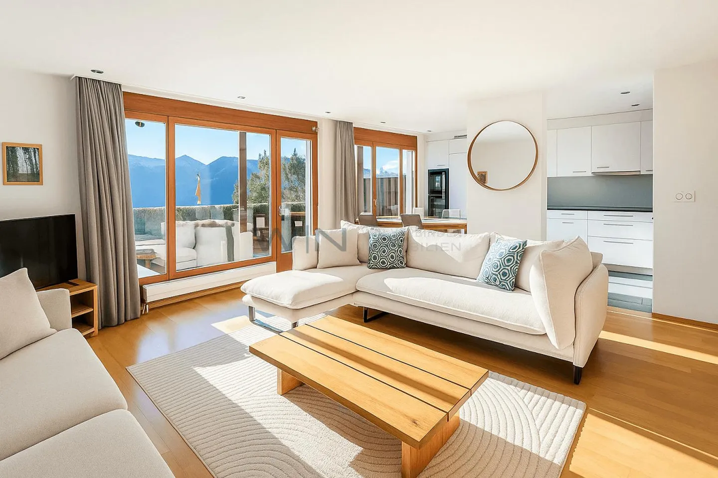 Lontano dalla vita quotidiana - Foto 1 di 12