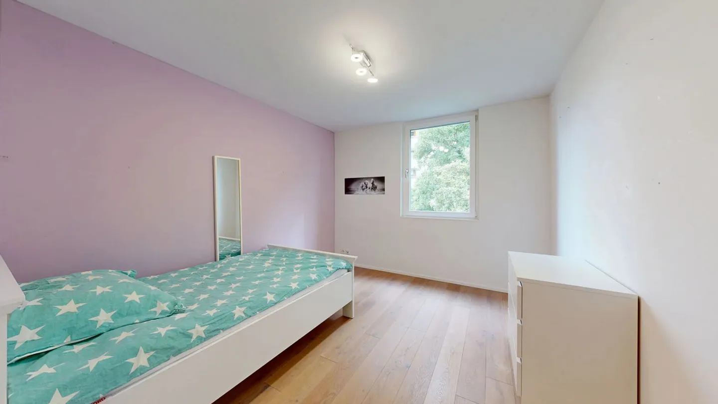 Modernes Apartment mit Balkon - Foto 10 von 19