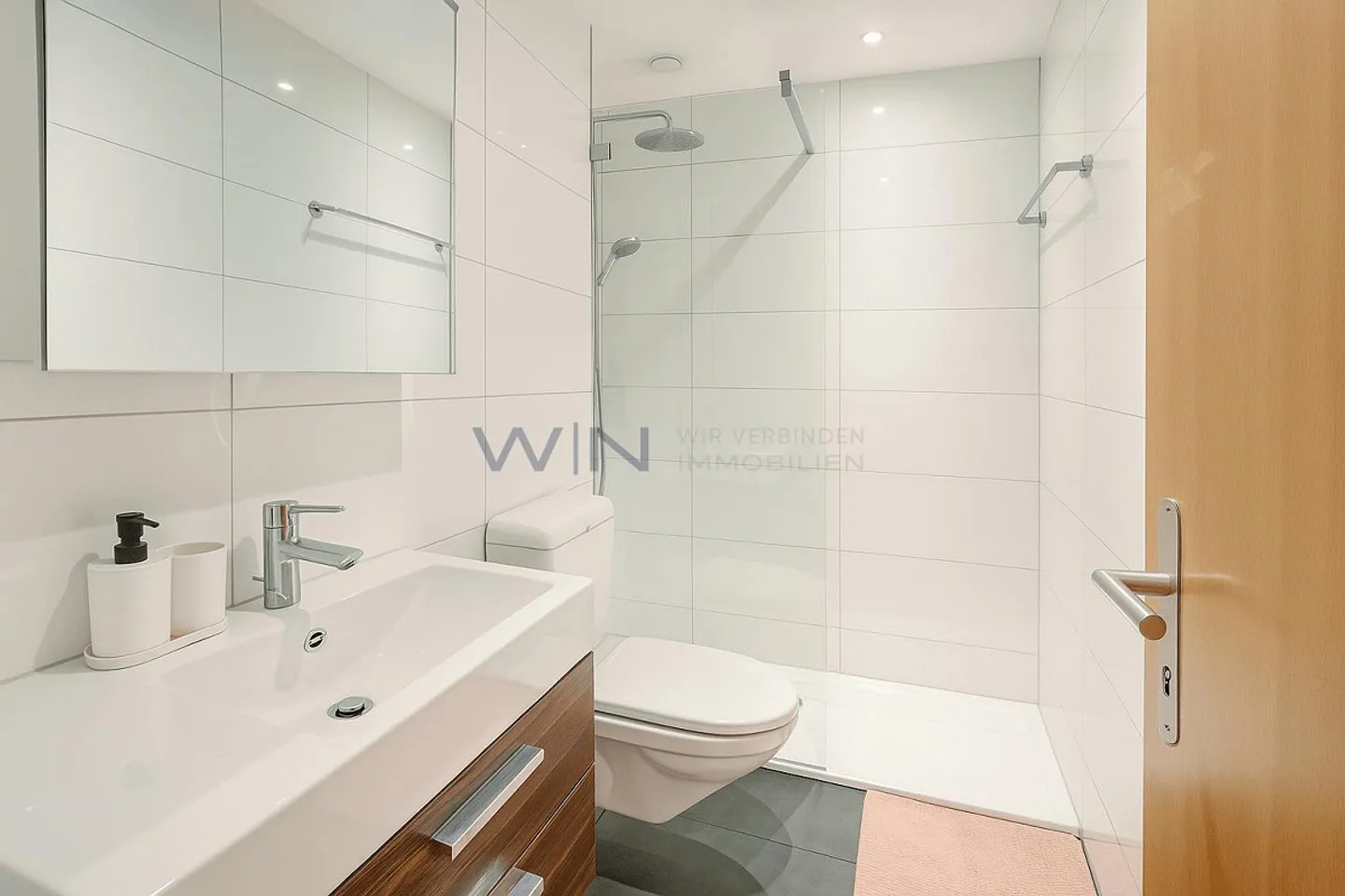 Lontano dalla vita quotidiana - Foto 10 di 12