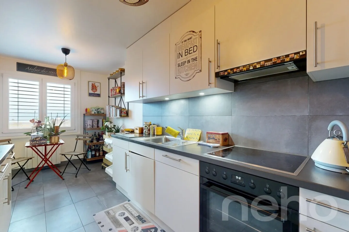 Residential building for sale - Photo 9 of 12