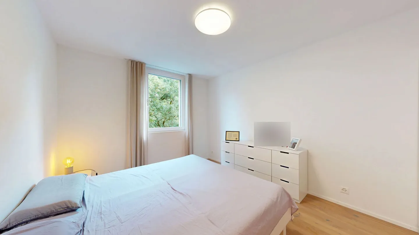 Modernes Apartment mit Balkon - Foto 12 von 19