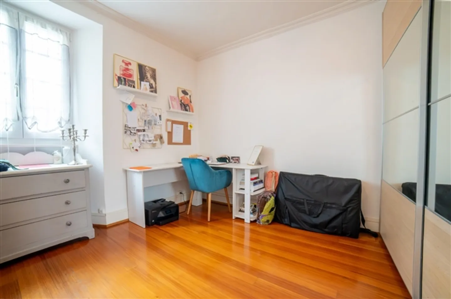 «3.5 Zimmerwohnung mit einzigartigem Charakter im Herzen von Sierre» - Foto 5 von 14