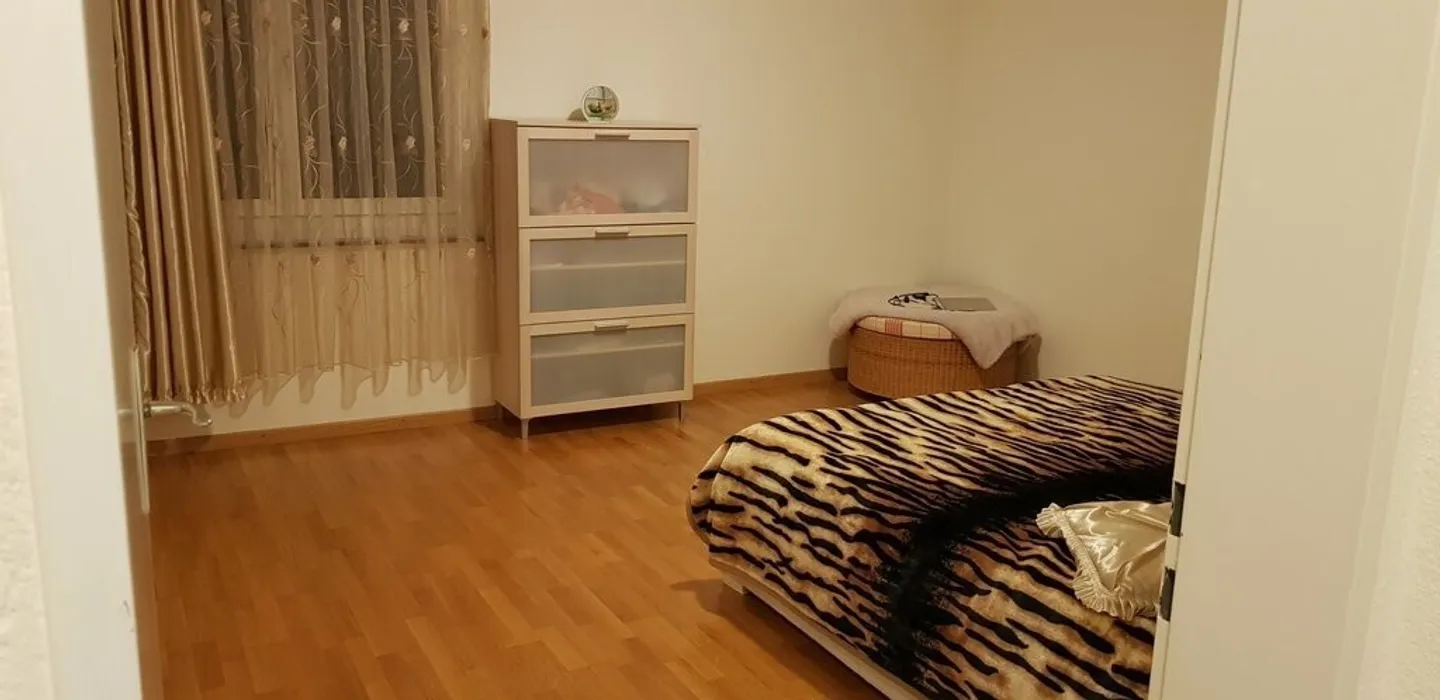 Il tuo nuovo spazio abitativo a Zumikon, limitato fino al 31.03.2027 - Foto 3 di 5