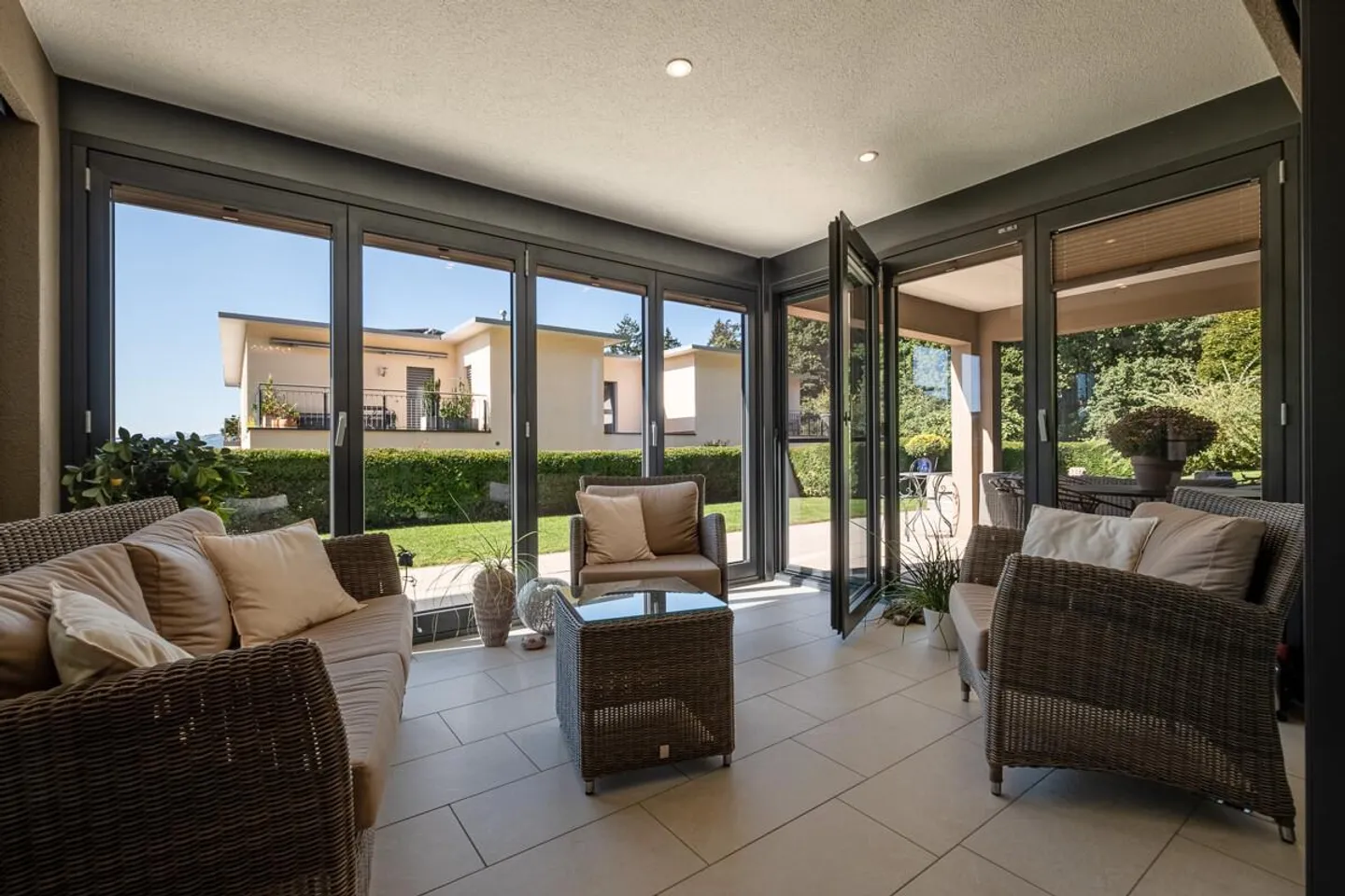 Emplacement privilégié - près de la ville - Photo 4 sur 9