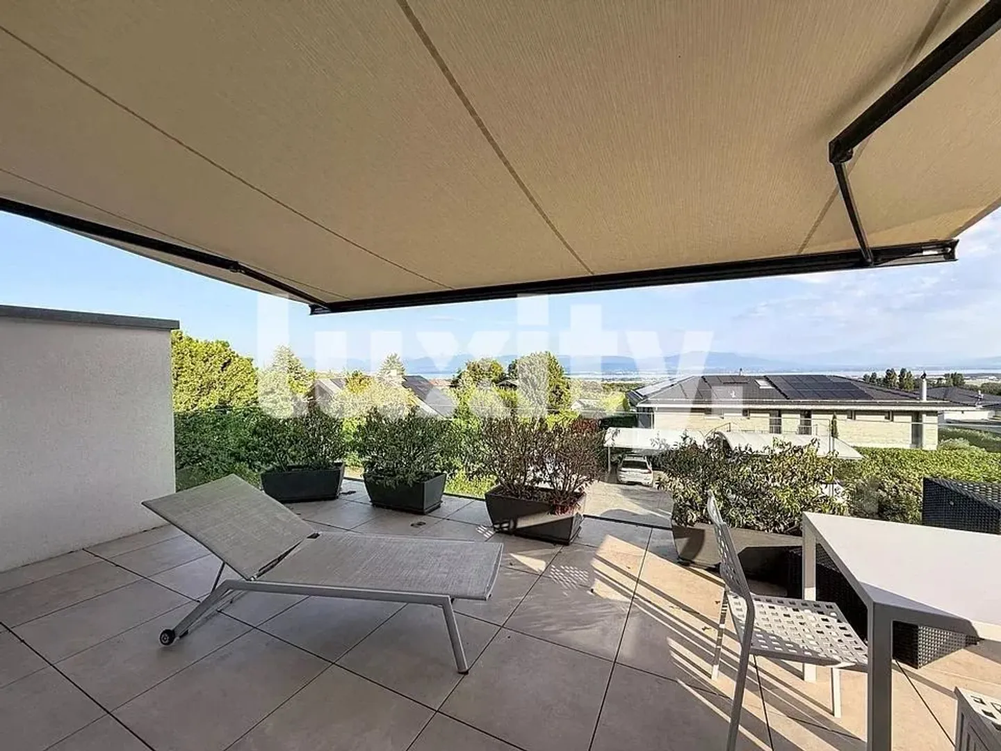 Luxuswohnung mit Seeblick - Foto 2 von 9