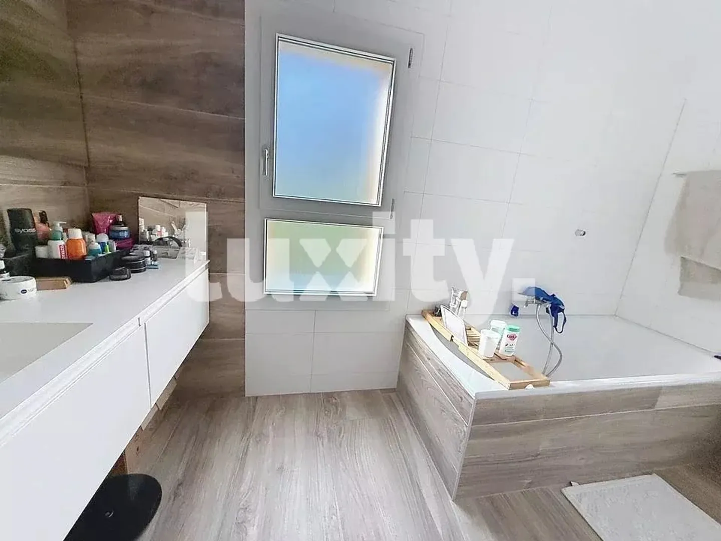 Luxuswohnung mit Seeblick - Foto 7 von 9