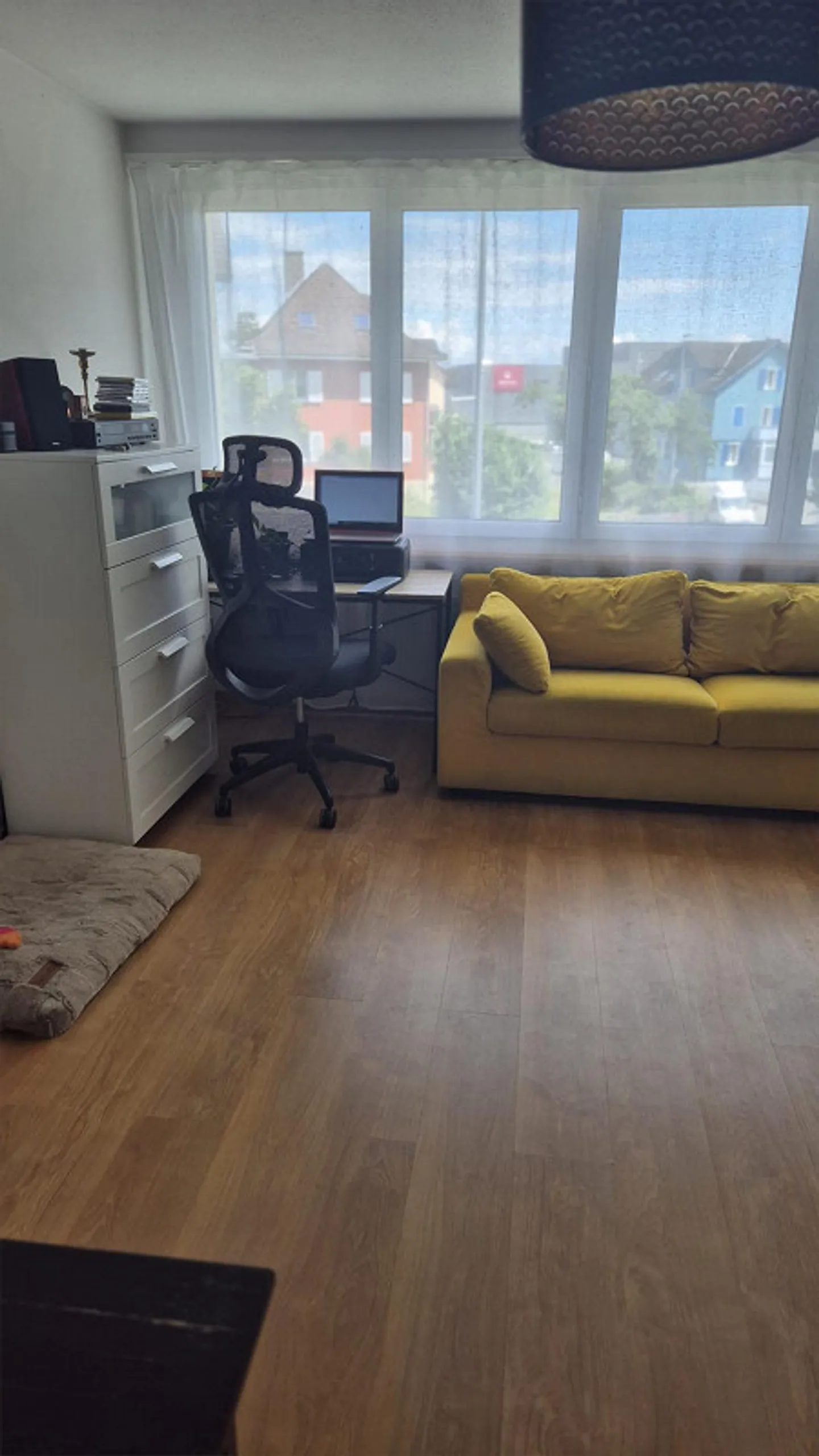 Bright 3-room apartment with two balconies in Romanshorn - Photo 2 of 11
