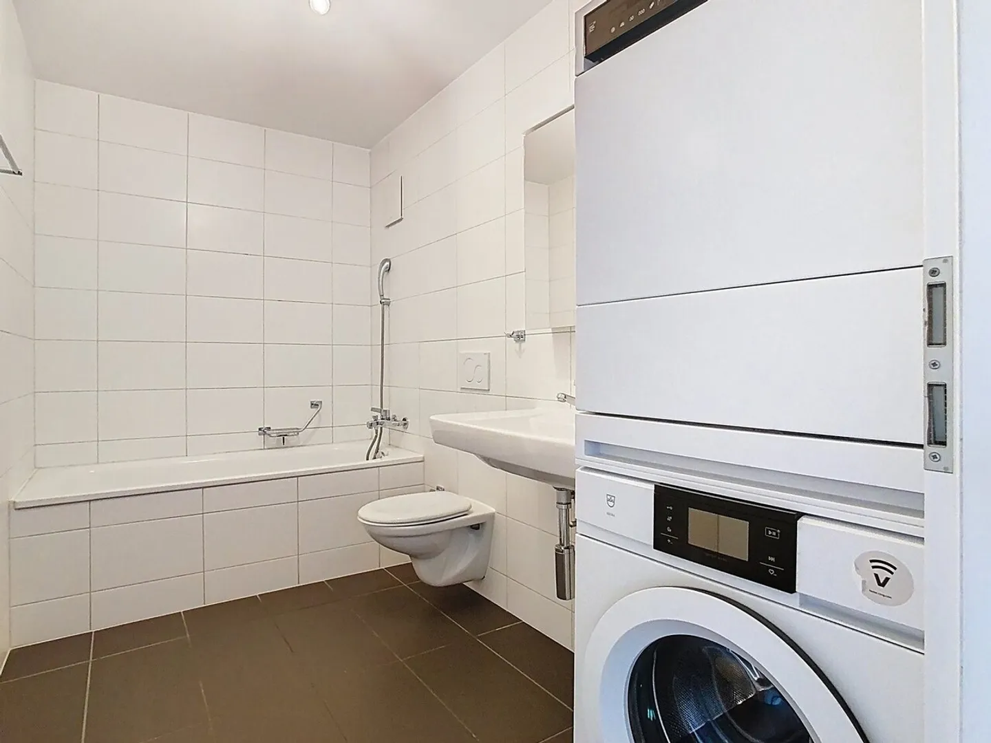 «Geräumige, moderne 31/2 Zimmerwohnung in der Nähe aller Annehmlichkeiten» - Foto 7 von 12