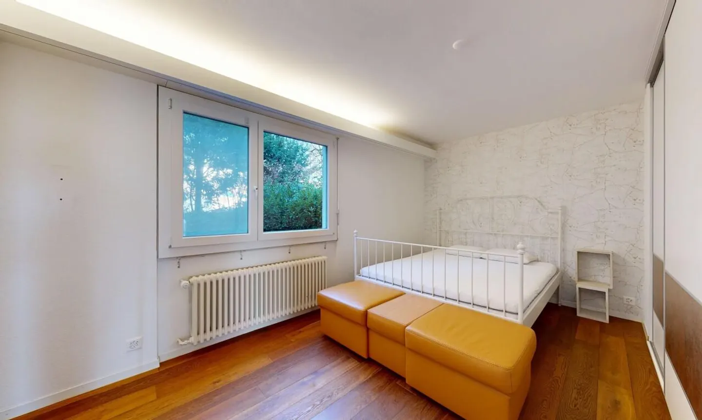 Appartement rénové de 3,5 pièces avec balcon et jardin à Oberwil - Photo 7 sur 11