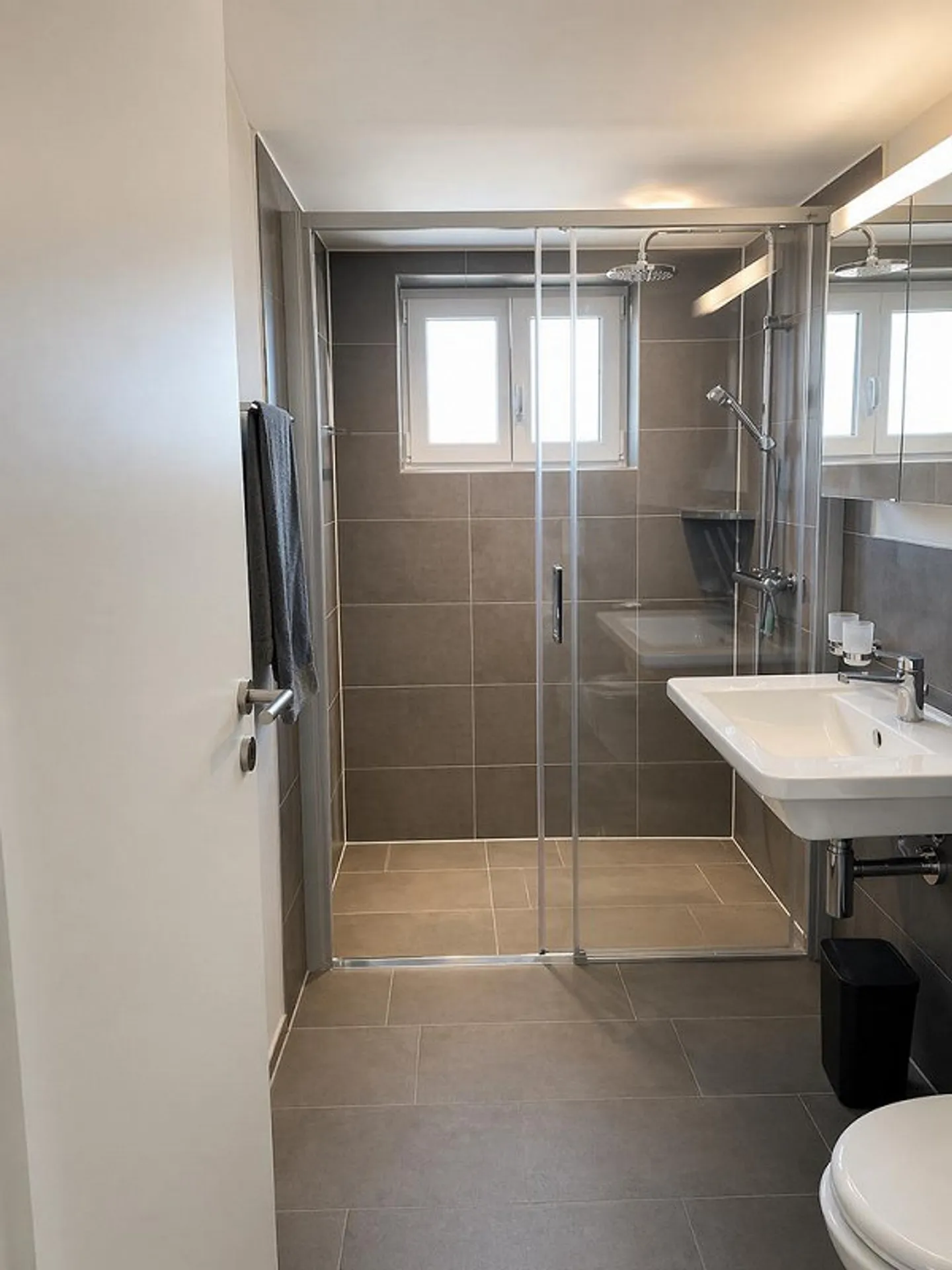 Charmante 2.5 Zimmerwohnung - Foto 5 von 6