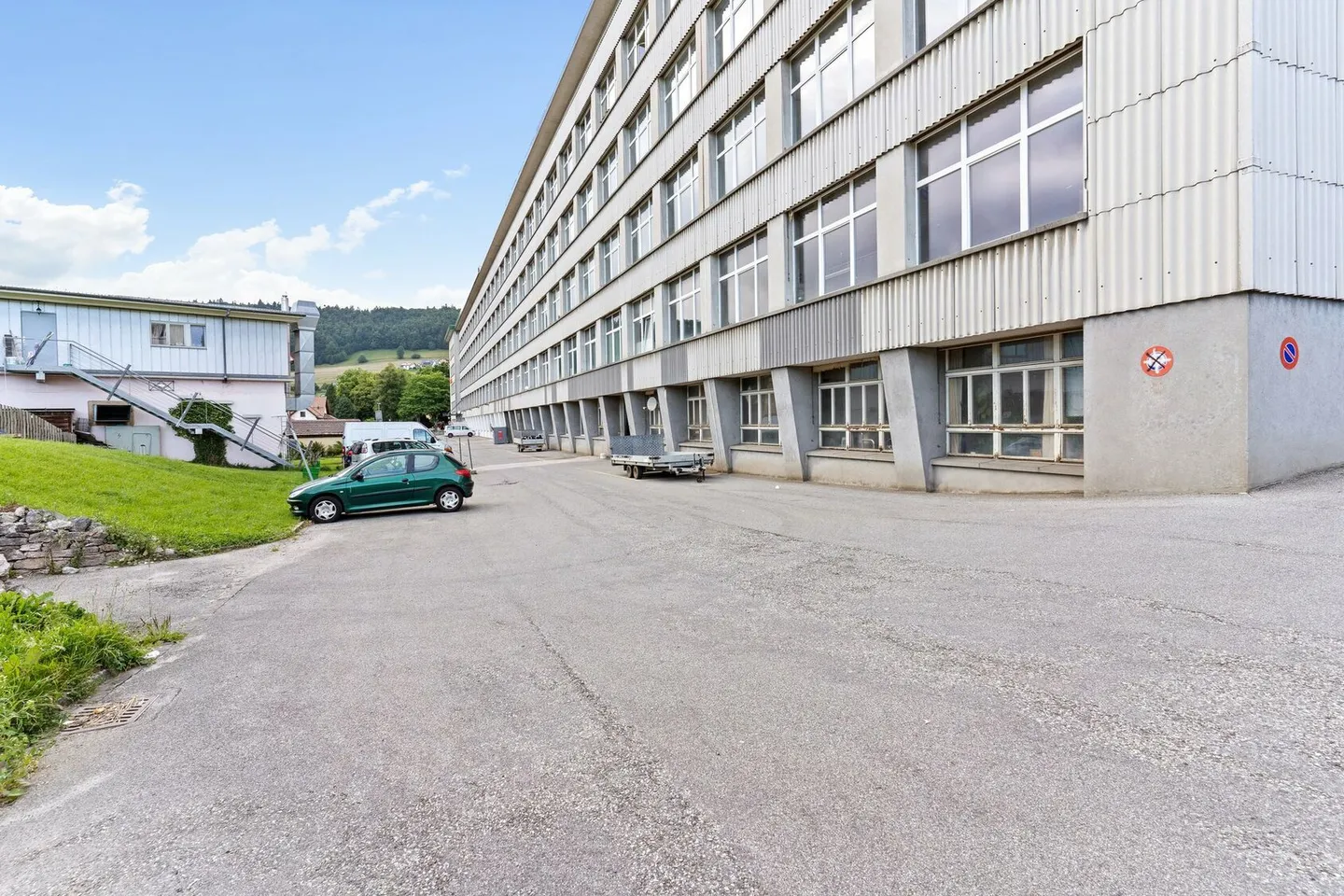 Edificio ad uso misto in affitto - Foto 5 di 5
