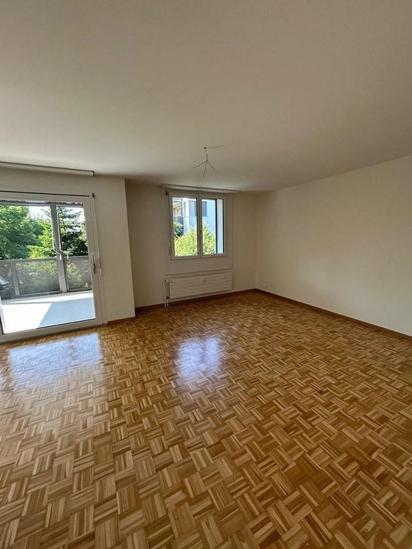 Bella appartamento di 4,5 stanze con grande balcone a Allschwil - Foto 5 di 11
