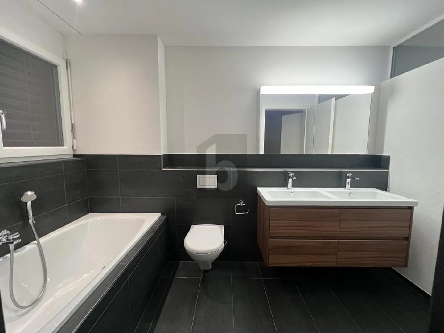 Wohnung mieten - Foto 5 von 6