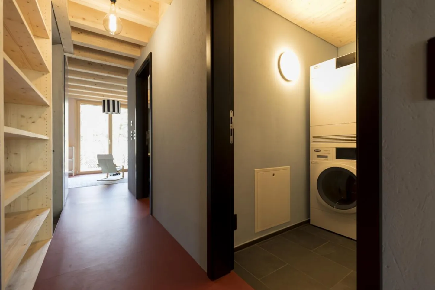 Stylish and spacious living in a modern terraced house - Photo 15 of 18