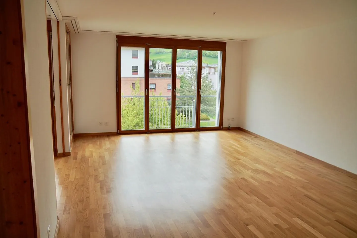 Belle et spacieuse appartement de 4,5 pièces à louer dans un emplacement central - Photo 5 sur 11