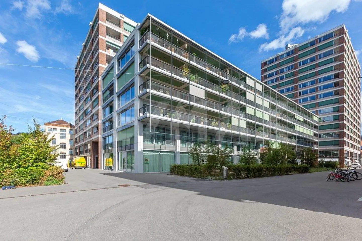 Exclusive 4.5-room condominium in the heart of Winterthur - Photo 11 of 12