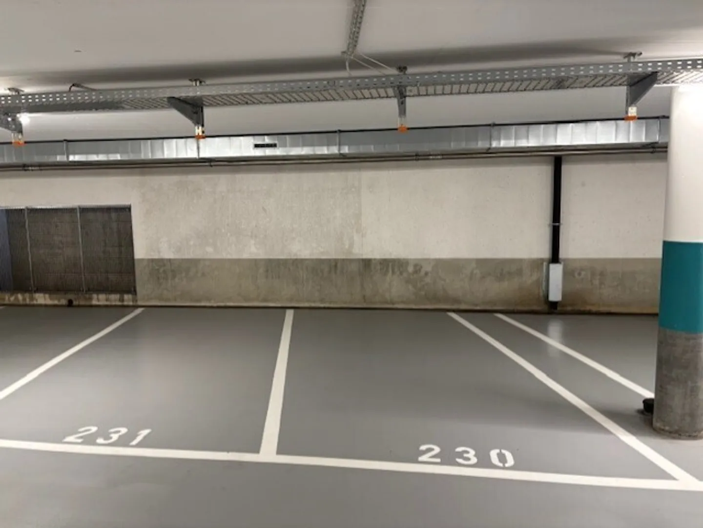 Places de Parc Privées à Louer - Photo 5 sur 5