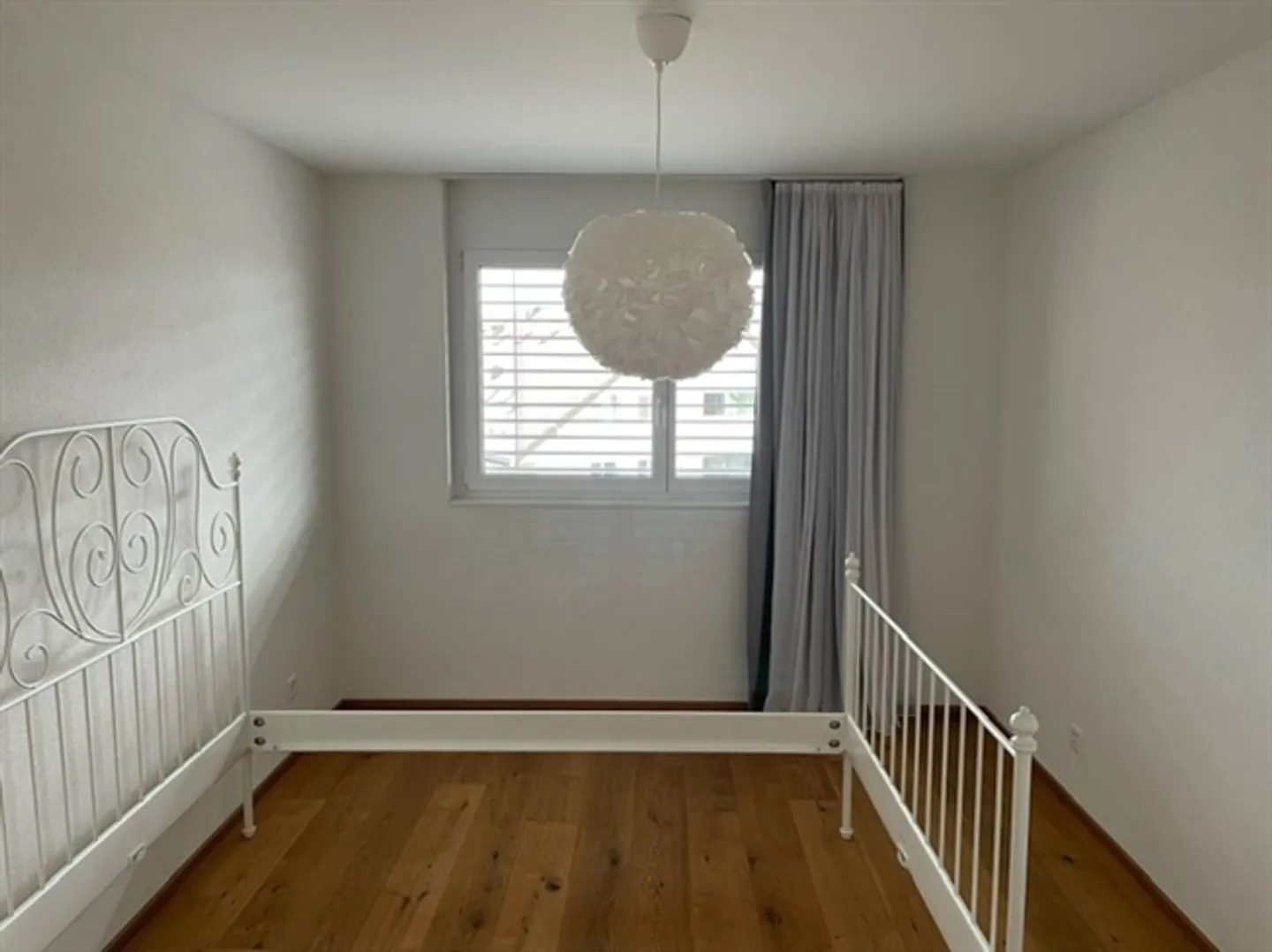 Belle nouvelle appartement de 2,5 pence avec balcon à louer - Photo 4 sur 6