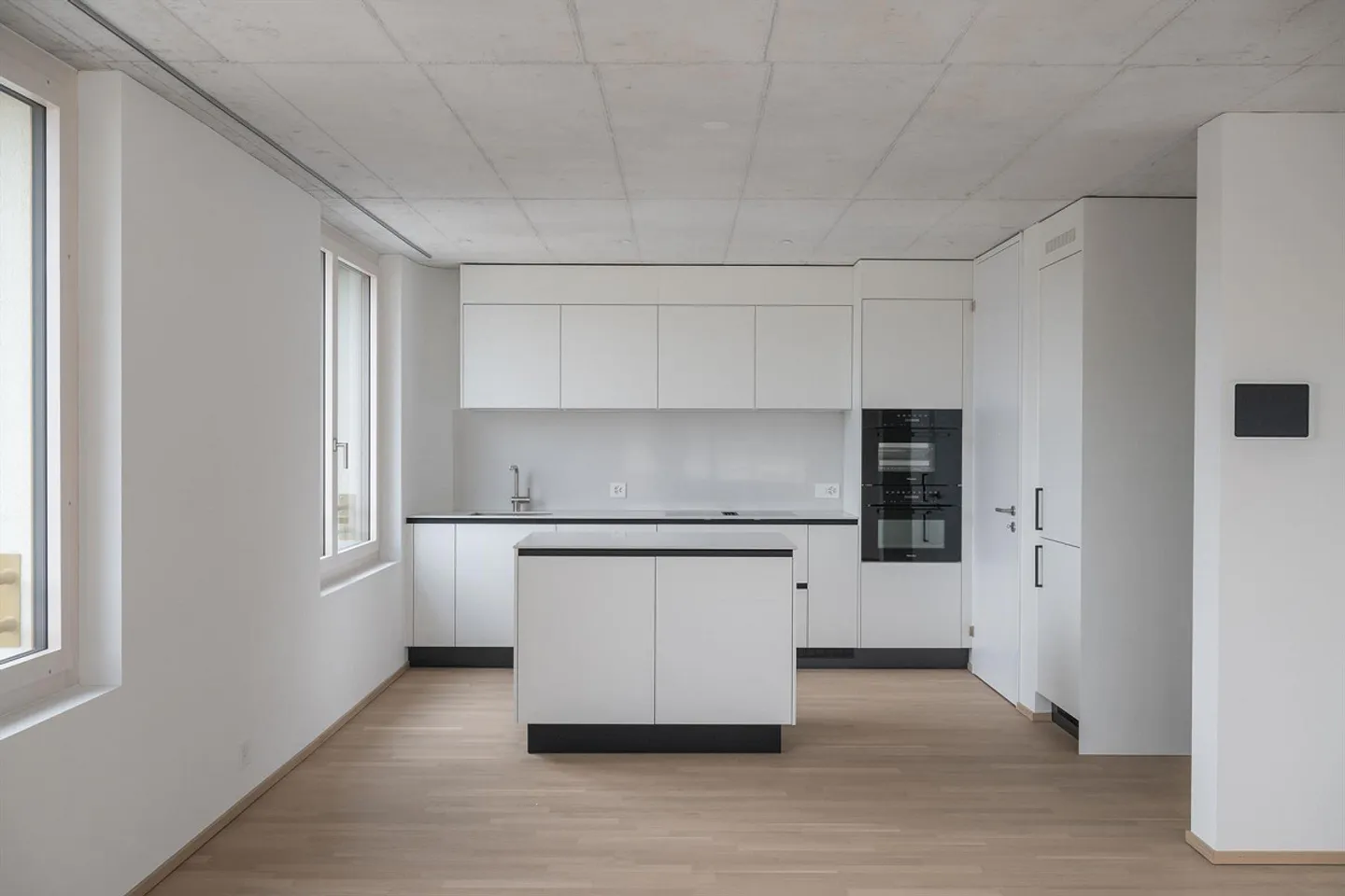 Cercasi inquilino - Appartamento nuovo Living 2 Riverside-Areal - Foto 3 di 7