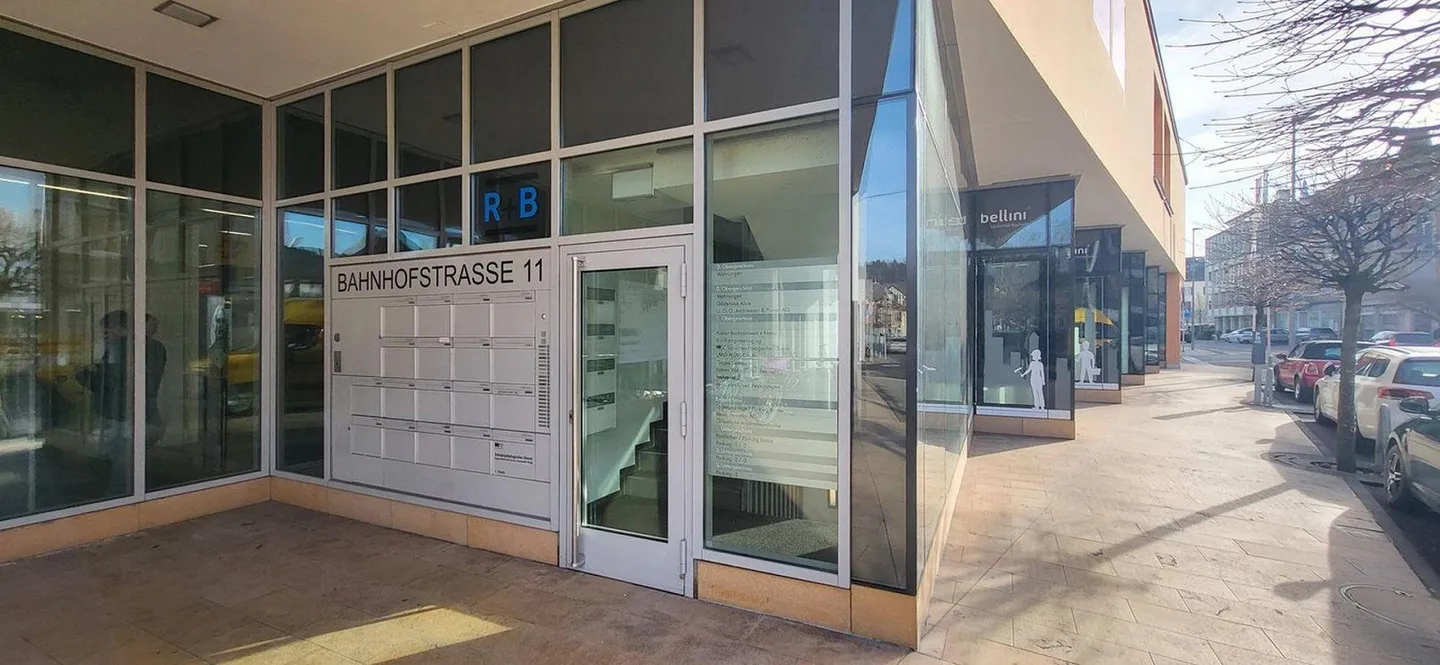 Centrale a Brugg - Spazio ufficio completamente sviluppato! - Foto 13 di 14