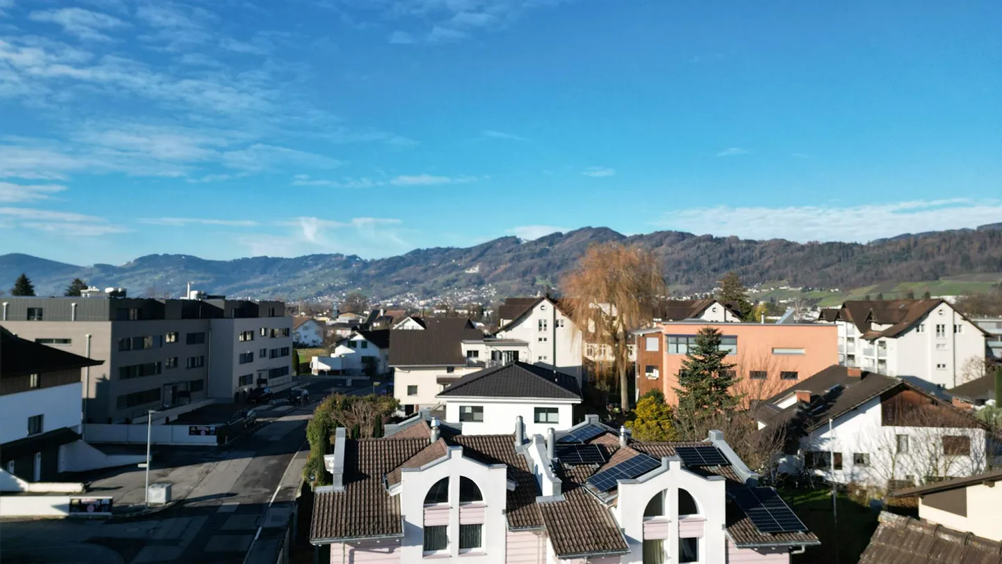 sonnige Attikawohnung mit Weitblick - Foto 6 di 11