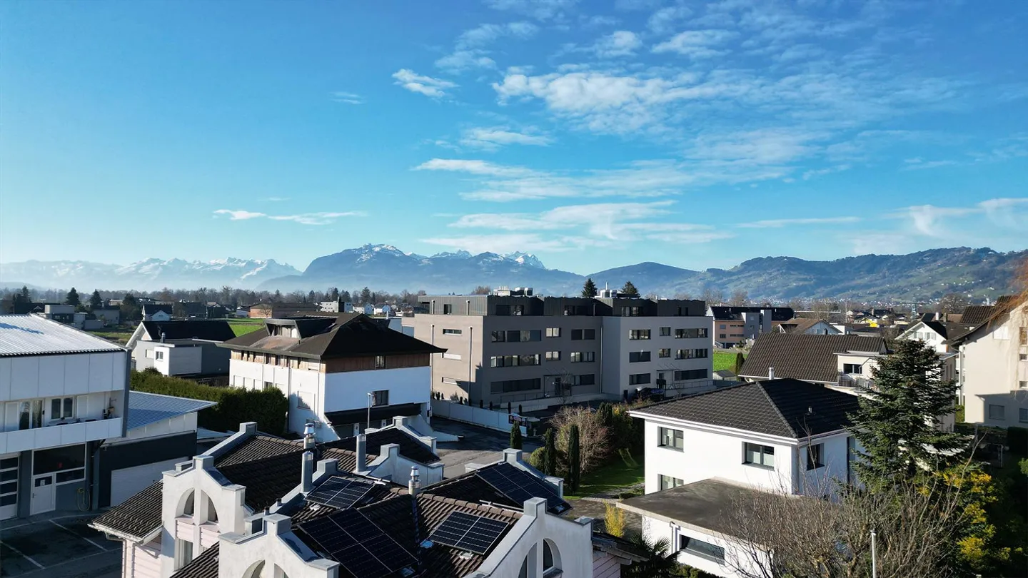 sonnige Attikawohnung mit Weitblick - Foto 7 di 11