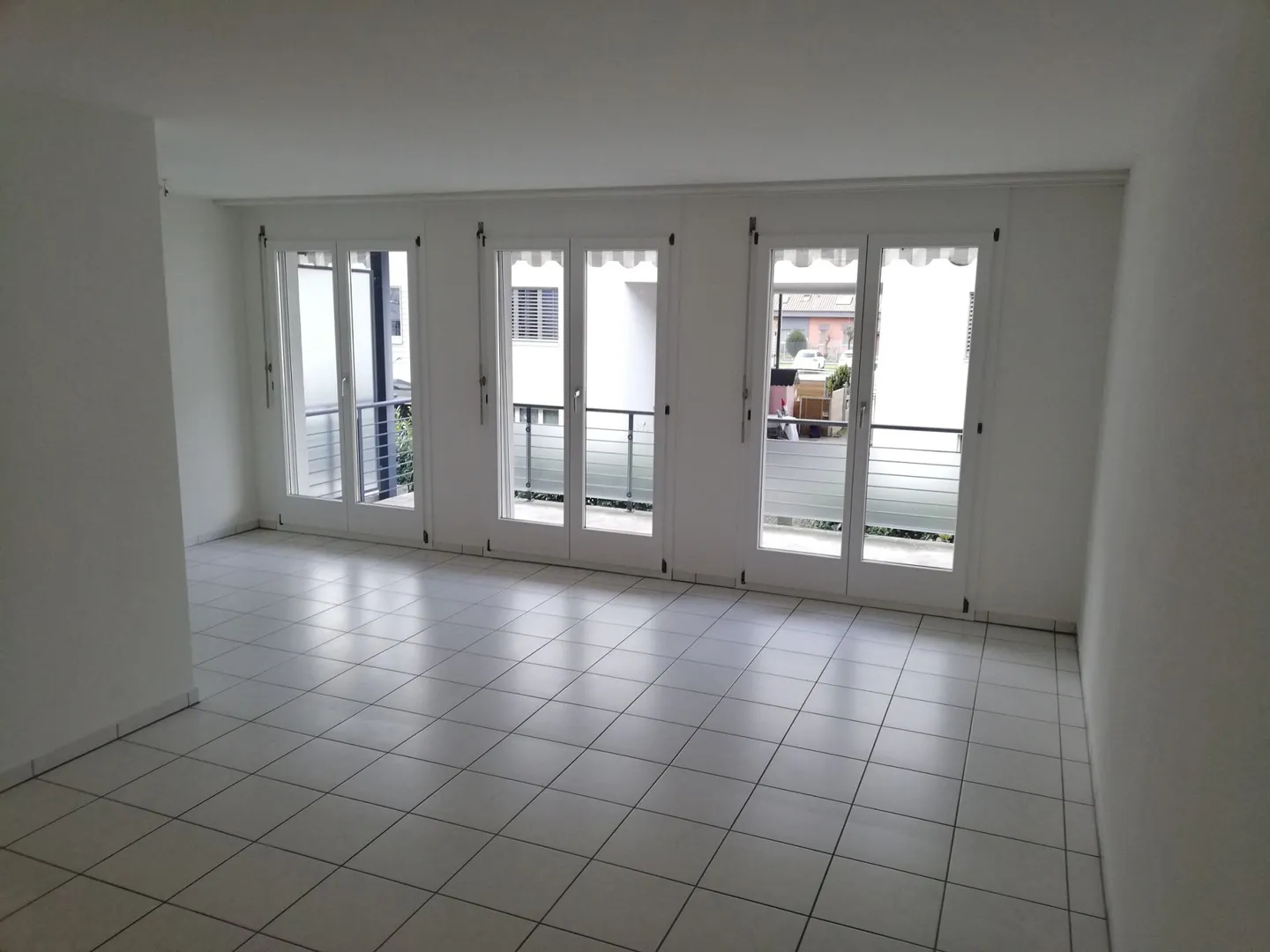 Spacious 4.5-room apartment - Photo 4 of 19