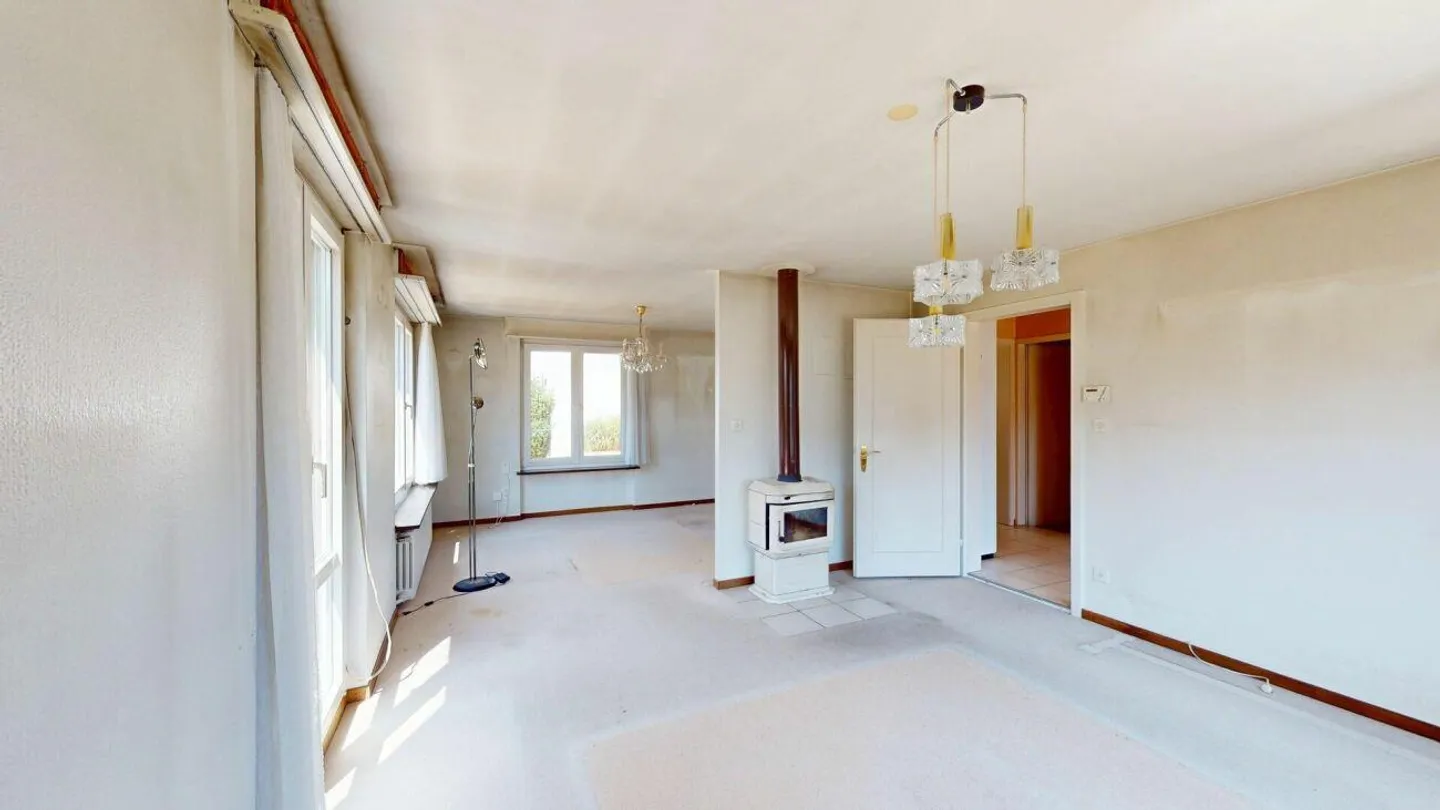 Sonniges Zuhause mit grossem Potential - Foto 3 von 9