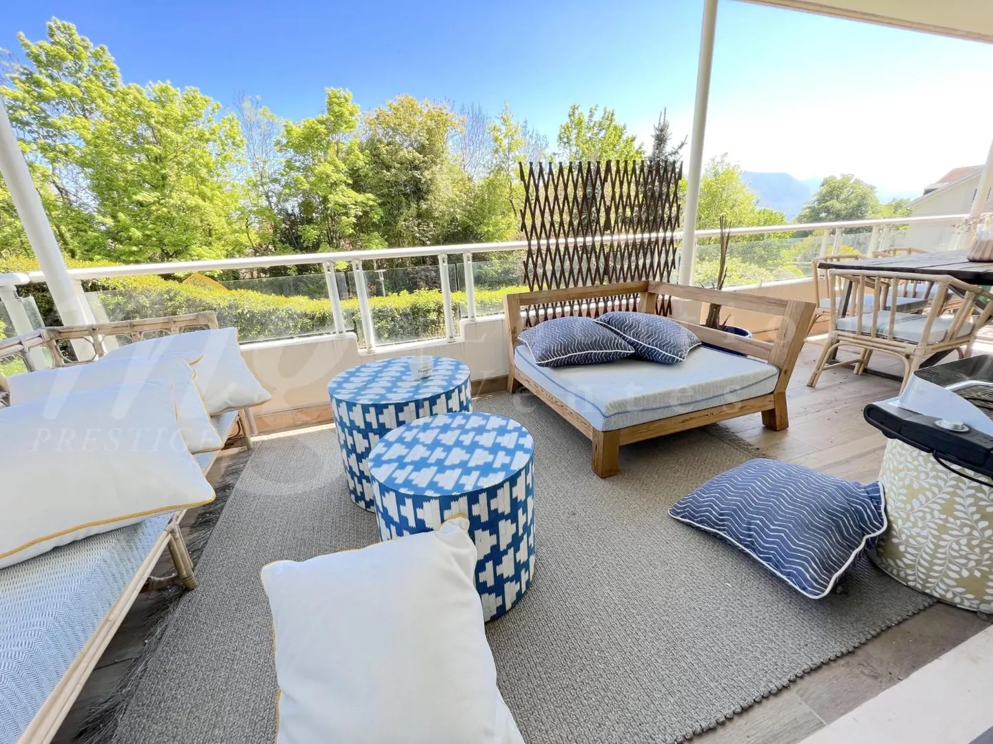 Prächtiges Appartement mit Terrasse - Foto 2 von 13