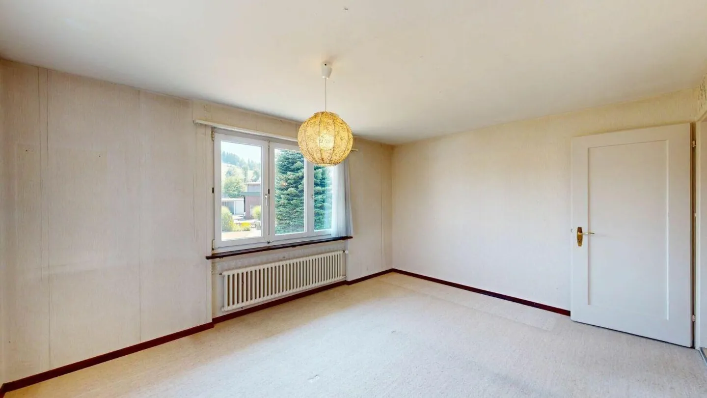 Sonniges Zuhause mit grossem Potential - Foto 6 von 9