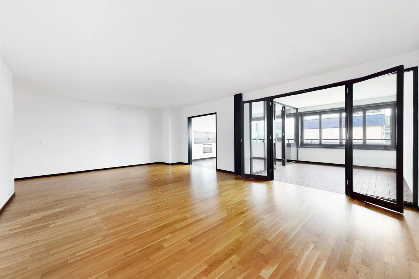 James Albisrieden - Vivre avec Service! - Photo 2 sur 13