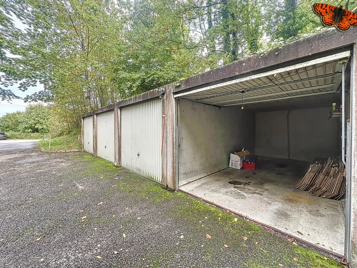 GERÄUMIGE 4-ZIMMER-WOHNUNG - Sehr ruhige Umgebung! - Foto 13 von 13