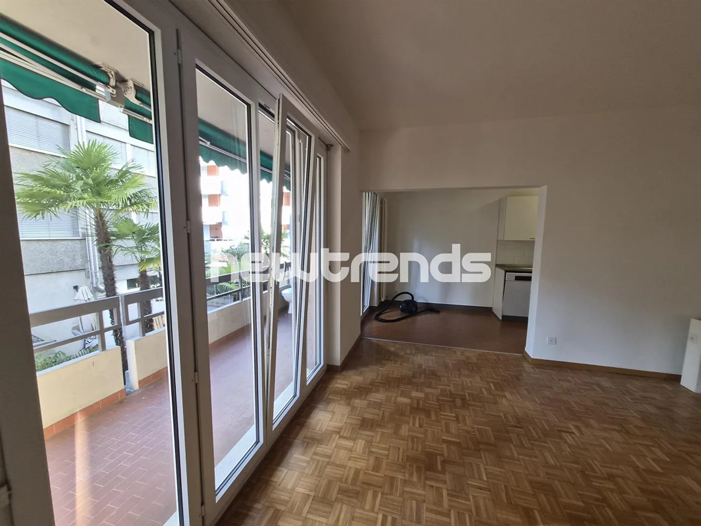 Lugano : appartement 4.5 pièces à louer dans un quartier central - Photo 3 sur 16