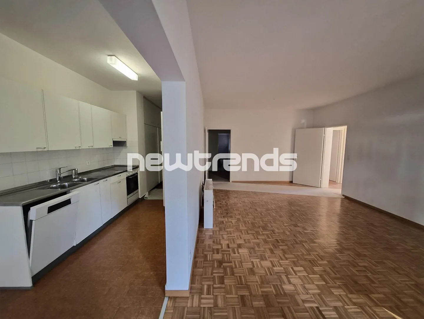 Lugano : appartement 4.5 pièces à louer dans un quartier central - Photo 7 sur 16