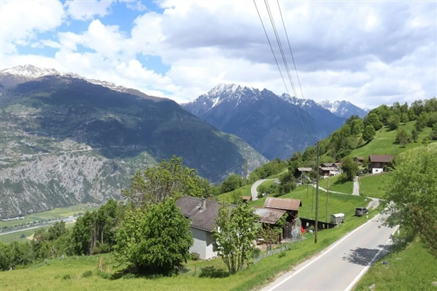 Affascinante fienile del Vallese con panorama e garage a Oberems - Foto 11 di 11