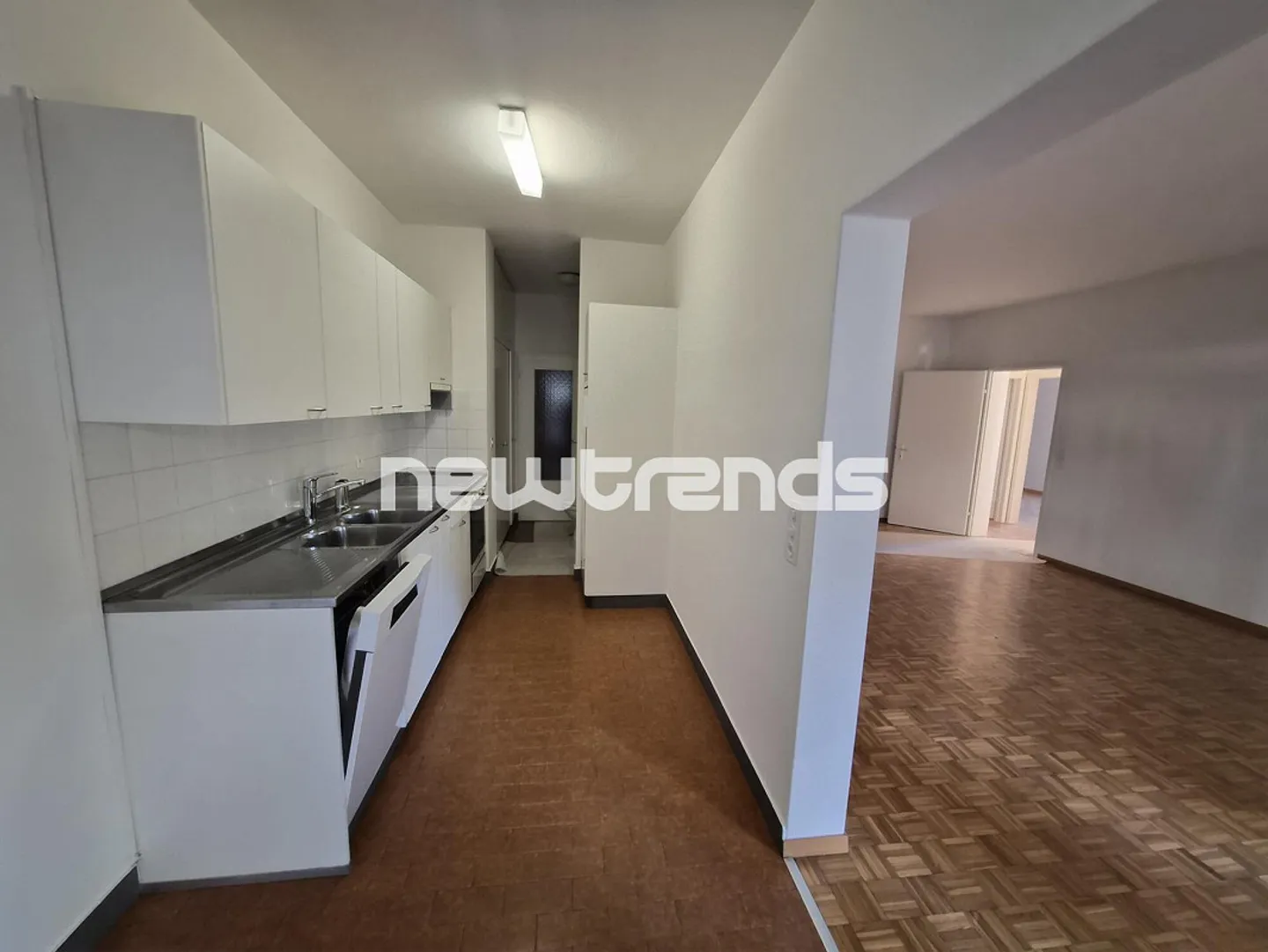 Lugano : appartement 4.5 pièces à louer dans un quartier central - Photo 5 sur 16