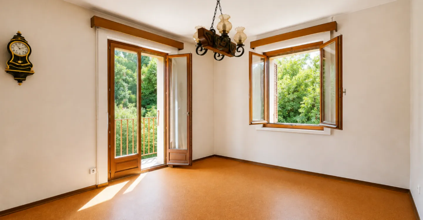 Casa familiare di 3 appartamenti da ristrutturare - Foto 9 di 11
