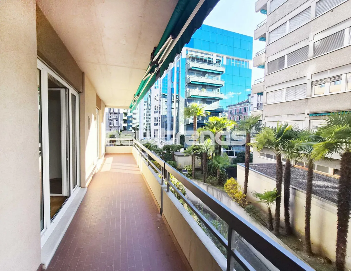 Lugano : appartement 4.5 pièces à louer dans un quartier central - Photo 15 sur 16