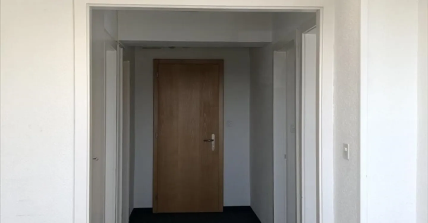 Spazio ufficio in affitto - Foto 2 di 8