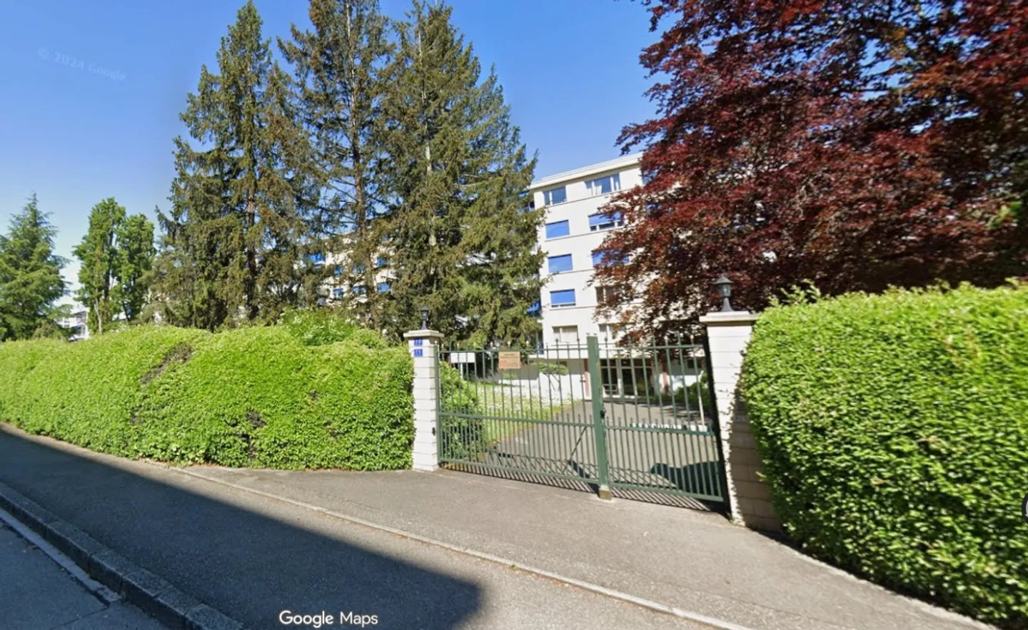 In the heart of a pretty green PPE ideal for a family - Photo 1 of 16