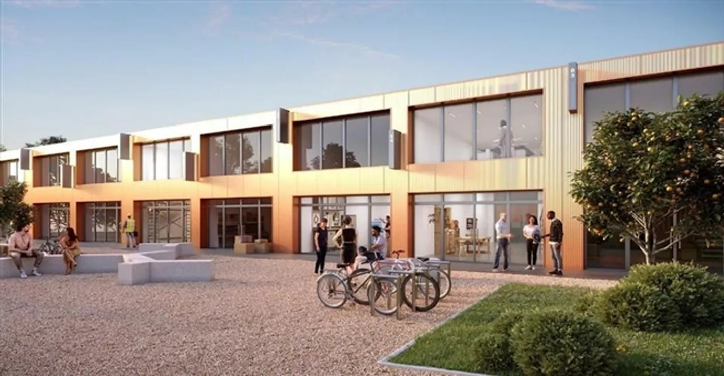 Industry - Photo 7 of 13