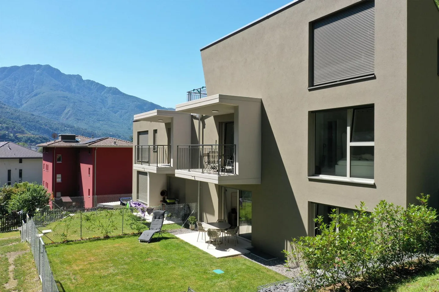 Modern 2-room new apartment, quietly located with garden - Photo 1 of 18