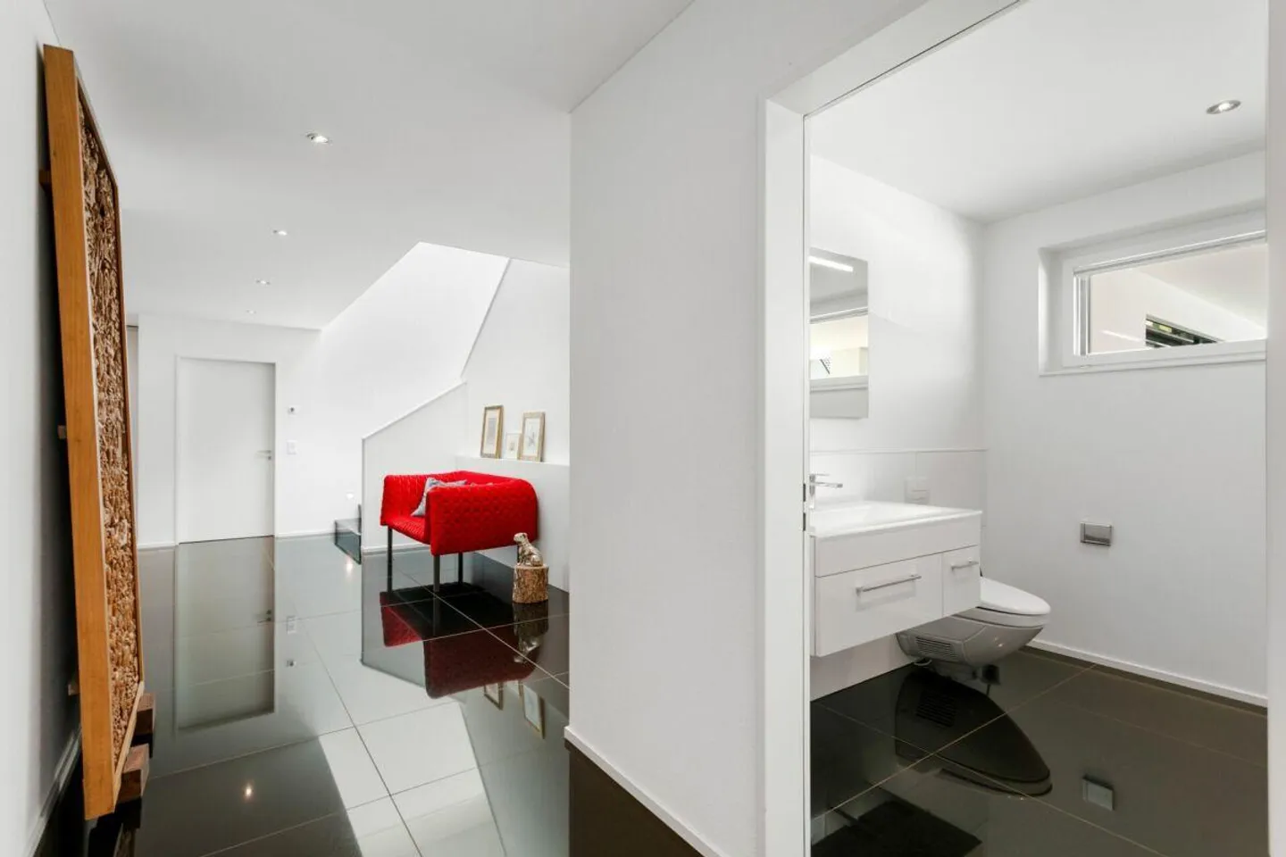 Luxusvilla mit Tiefgarage auf Sammlerniveau am Bodensee - Foto 7 von 30