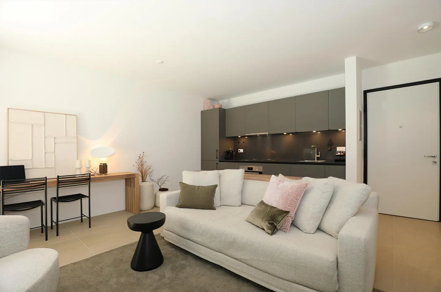 Modern 2-room new apartment, quietly located with garden - Photo 8 of 18