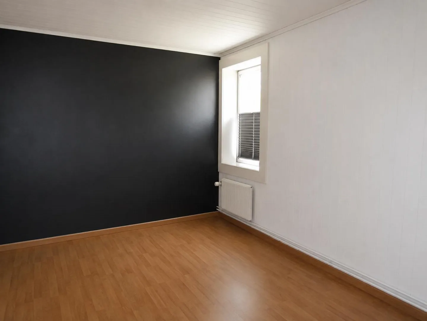 Proprietà spaziosa con opzioni di utilizzo versatili - Foto 4 di 6