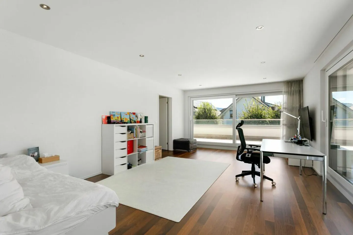 Luxusvilla mit Tiefgarage auf Sammlerniveau am Bodensee - Foto 25 von 30