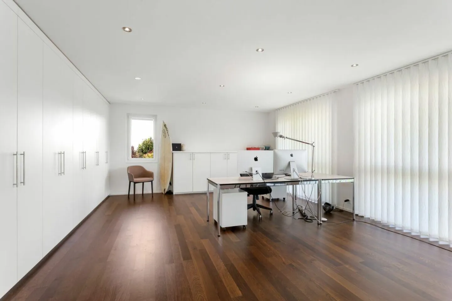 Luxusvilla mit Tiefgarage auf Sammlerniveau am Bodensee - Foto 26 von 30