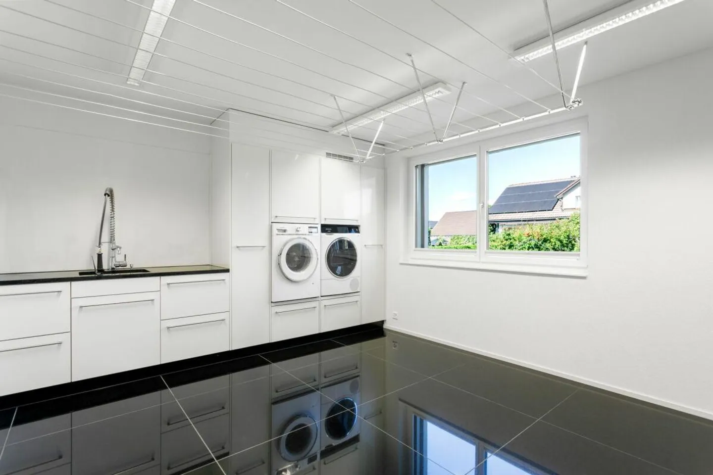 Luxusvilla mit Tiefgarage auf Sammlerniveau am Bodensee - Foto 30 von 30