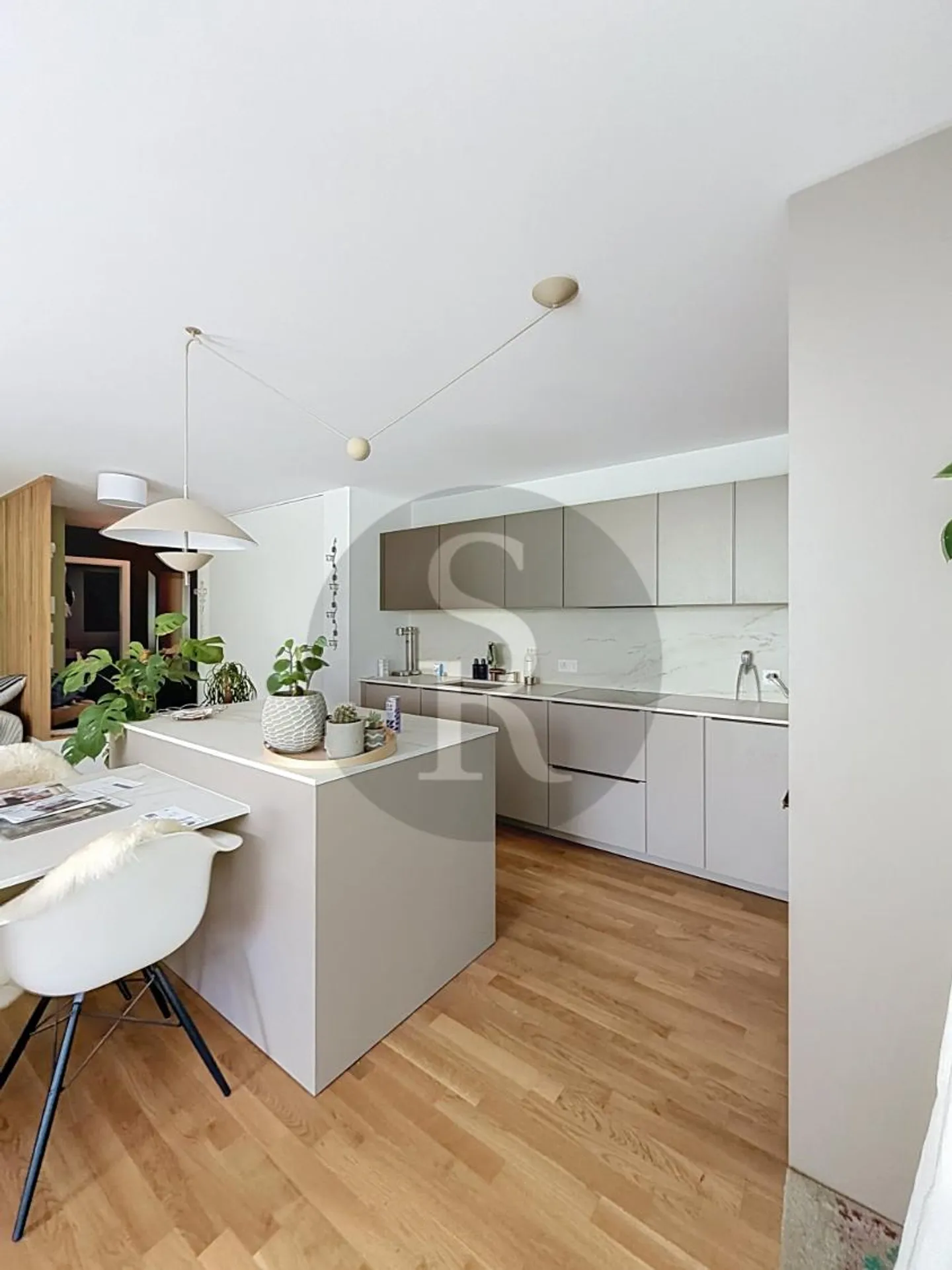 Appartement Contemporain avec Jardin - Photo 4 sur 6