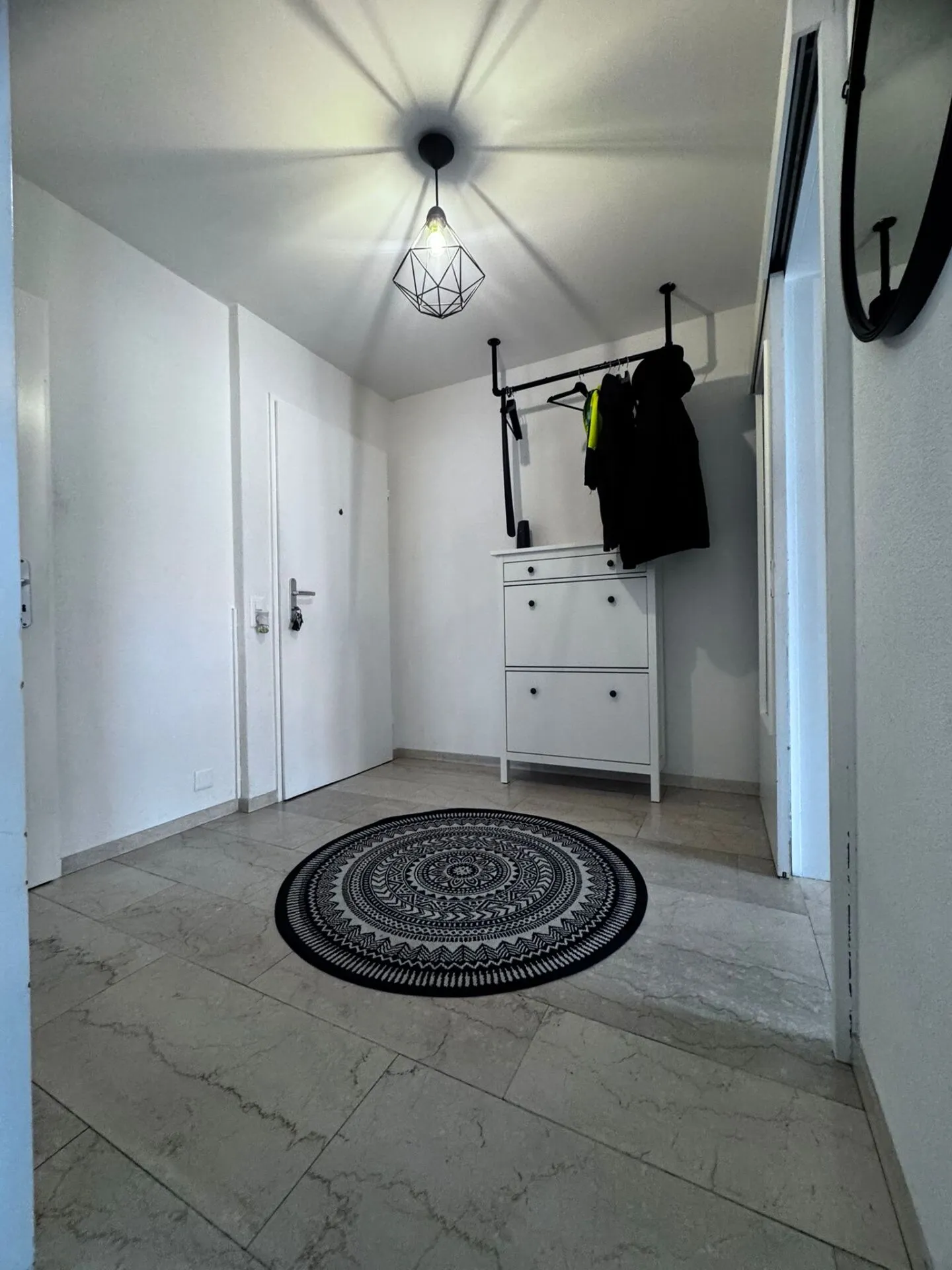 Condominium attrayant de 4,5 pièces incluant un box de garage dans un emplacement central à Ettingen - Photo 7 sur 20